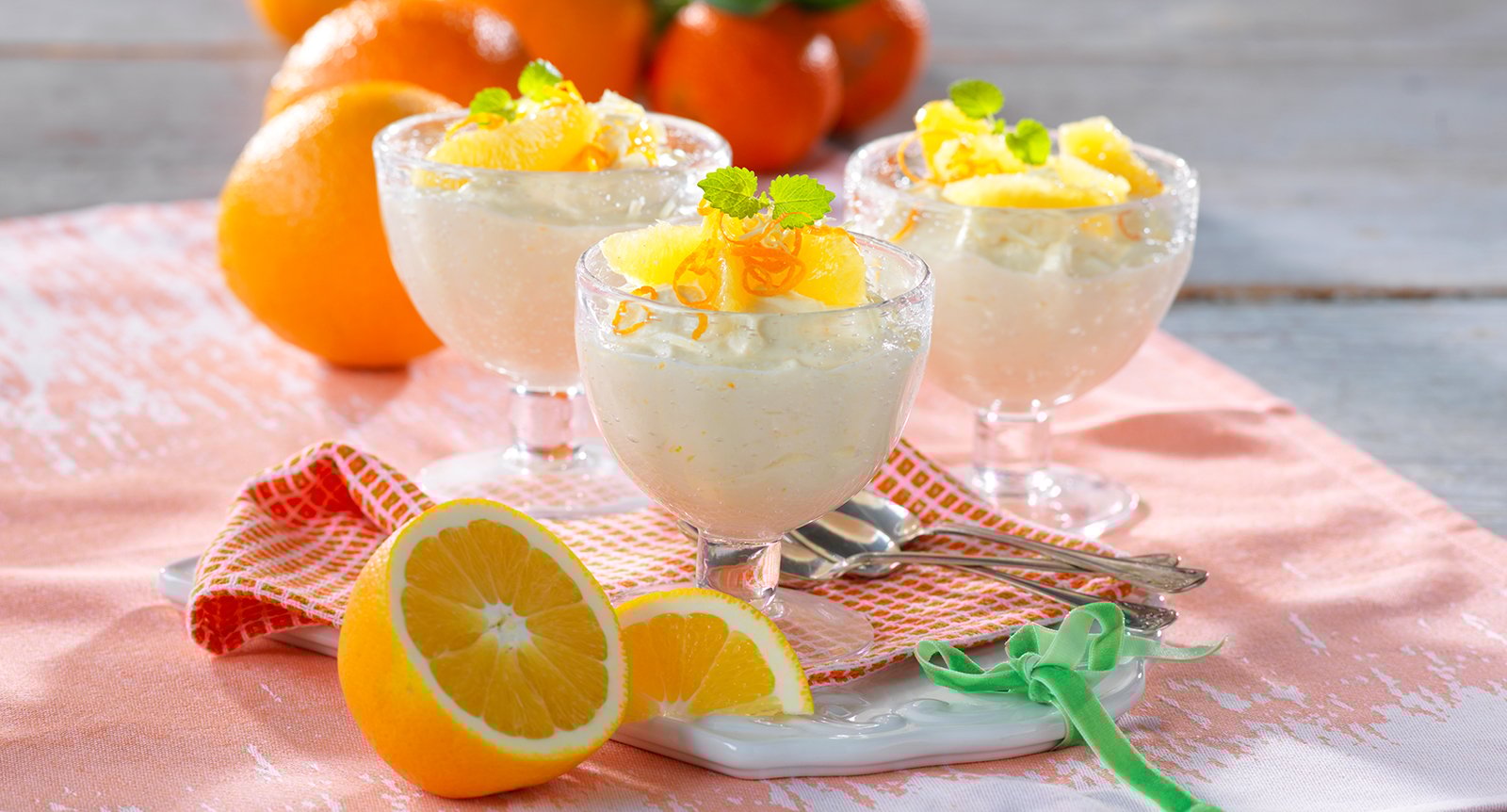 Apelsinmousse med vit choklad
