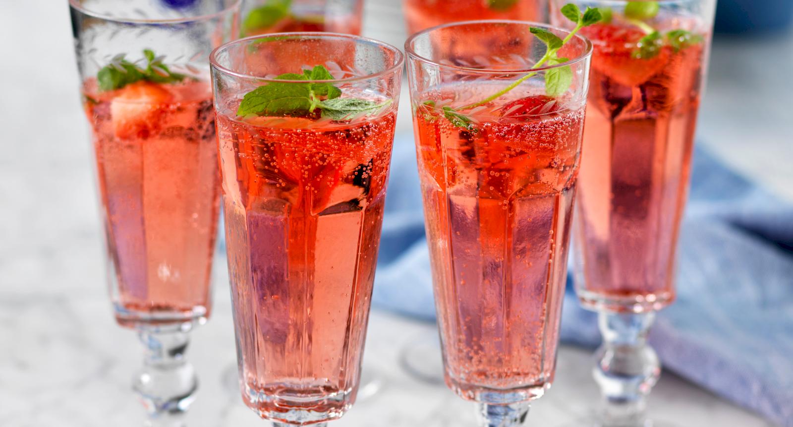 Rabarberspritz med mynta