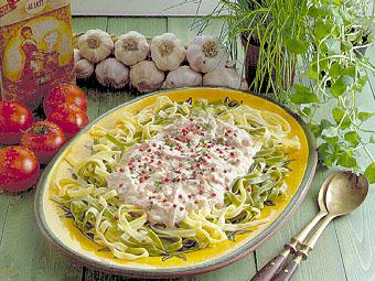 Festfalu med pasta