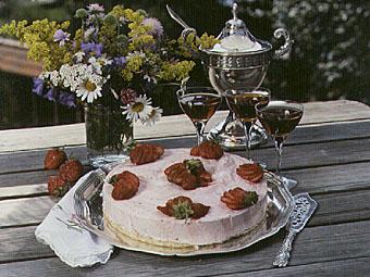 Frusen jordgubbsdessert