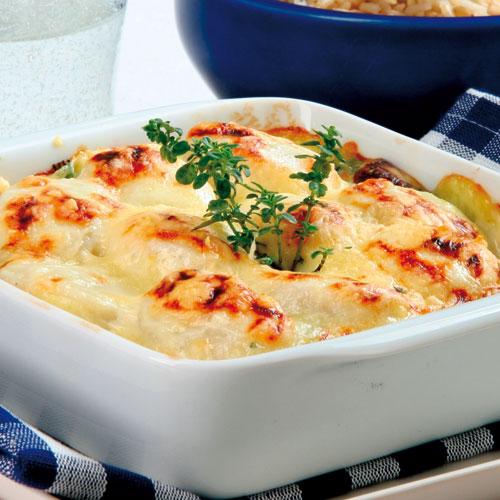 Fiskbullsgratäng med bladspenat