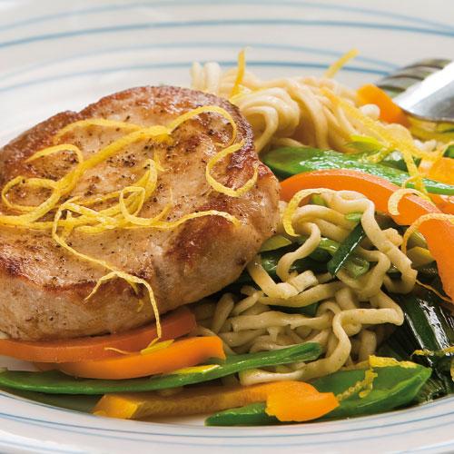 Nudelwok med citronkotlett