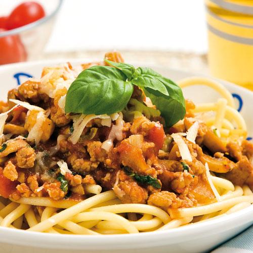 Spagetti med kycklingfärssås