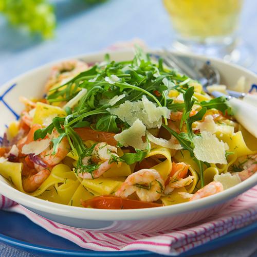Pasta med dillmarinerade räkor