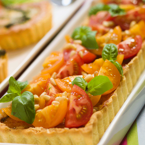 Italiensk tomatpaj med salami