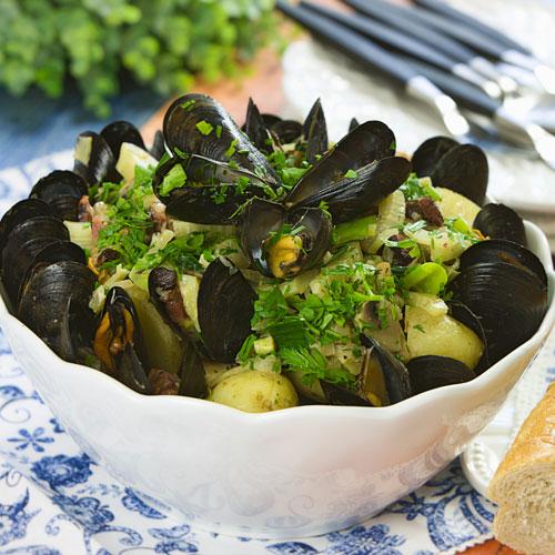 Blåmusselgryta med rökt sidfläsk och potatis