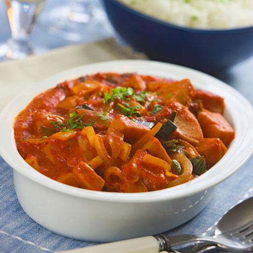 Korvgryta med ajvar relish