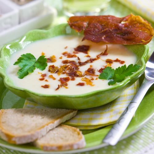 Blomkålssoppa med parmachips