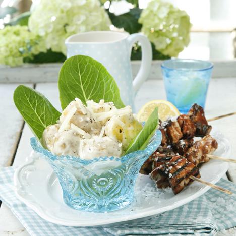Ceasarpotatis med barbecuespett