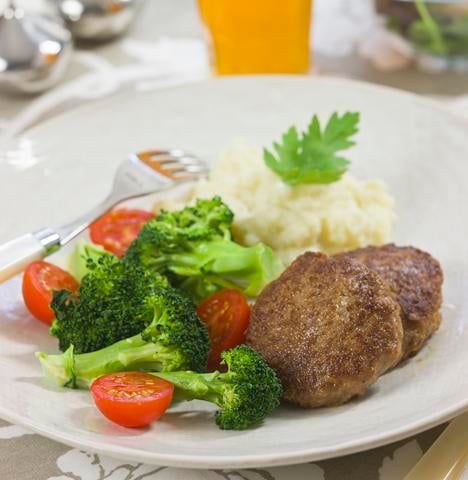 Köttfärsbiffar med blomkålspuré