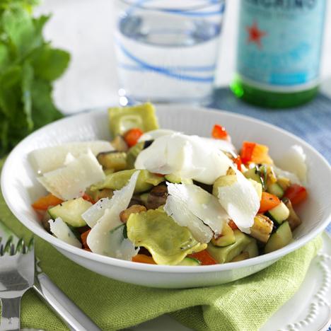 Ravioli med grönsaksfräs