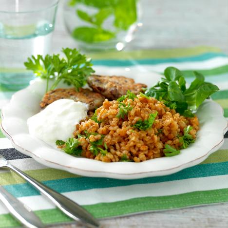 Bönbiffar med tomatkokt matvete
