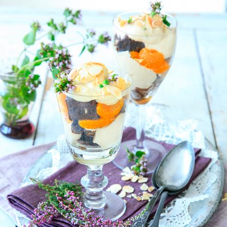 Brownie- och mandarintrifle