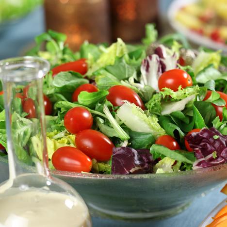 Blandad sallad med Caesardressing
