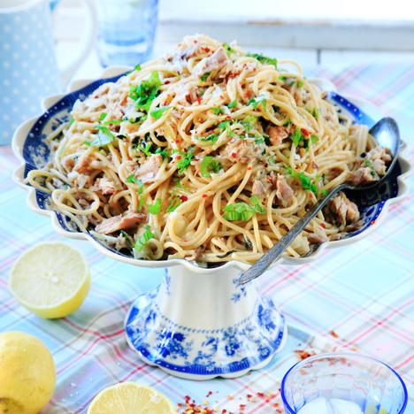 Spagetti med tonfisk och citron