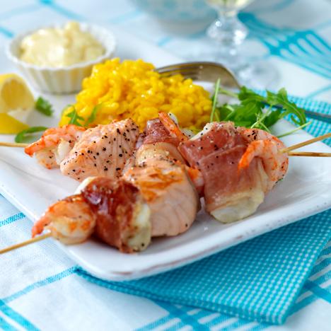 Fiskspett med aioli  och risotto Milanese