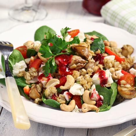 Mathavresallad med hallondressing