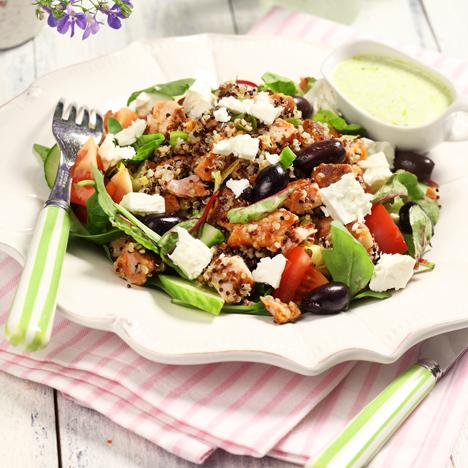 Kycklingsallad med quinoa och örtdressing