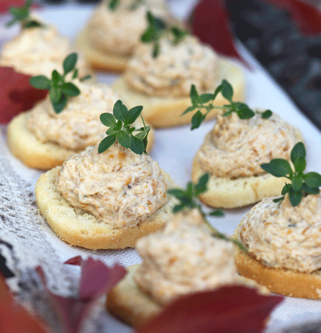 Kantarellkräm på crostini