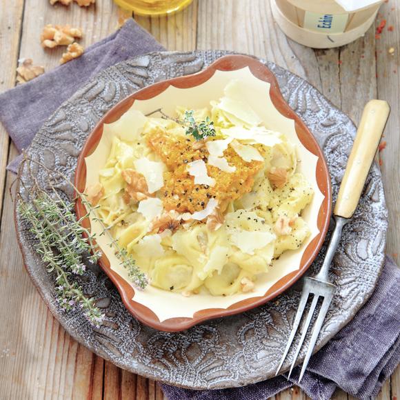 Tortellini med morotspesto