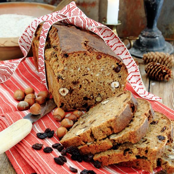 Mörkt hasselnötsbröd