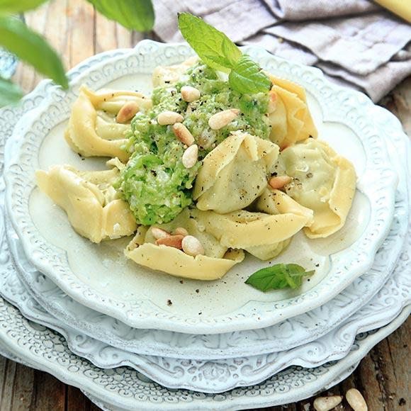 Tortellini med ärtpesto