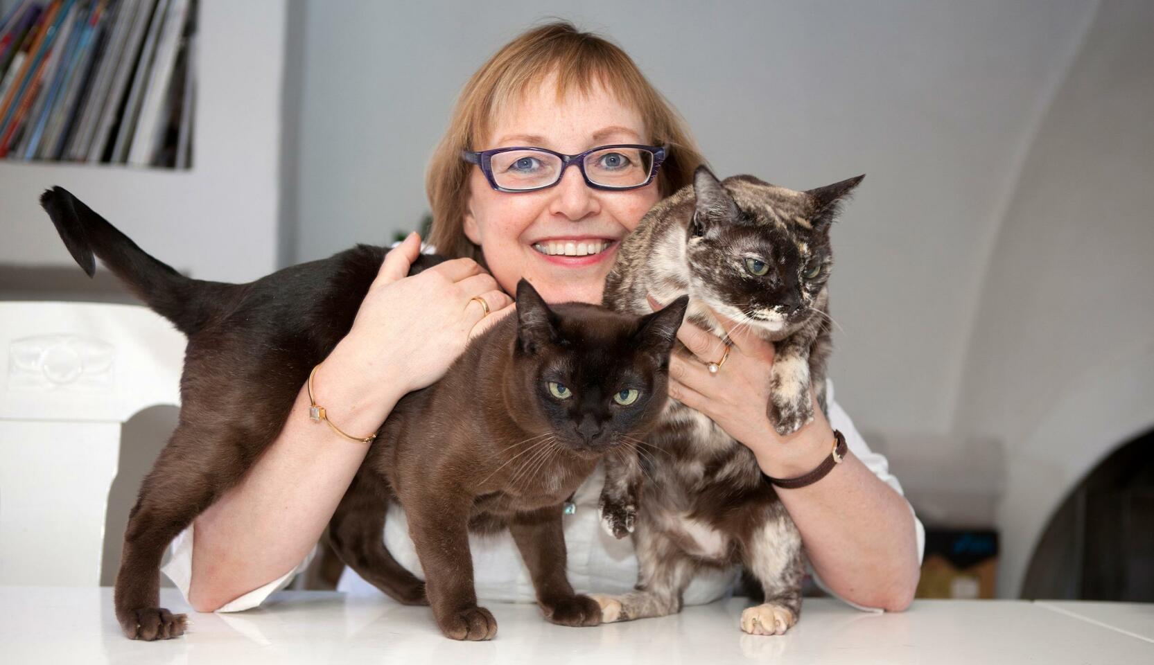 Vår expert Ylva kan allt om katter