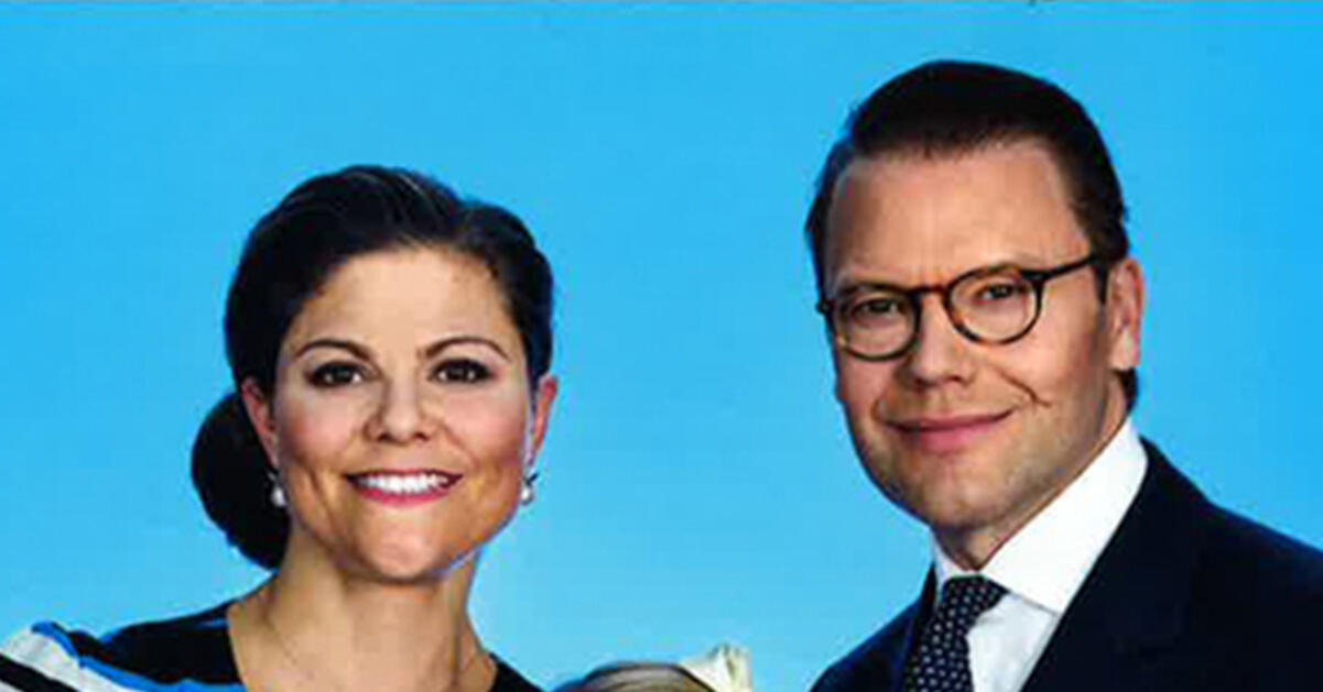 Här är en ny fin bild på kronprinsessan Victoria, Daniel, Estelle och Oscar