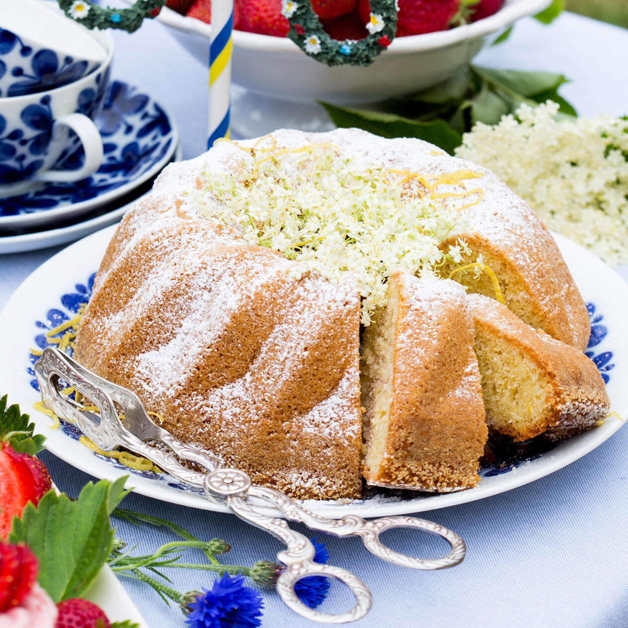 Citron- och flädersockerkaka