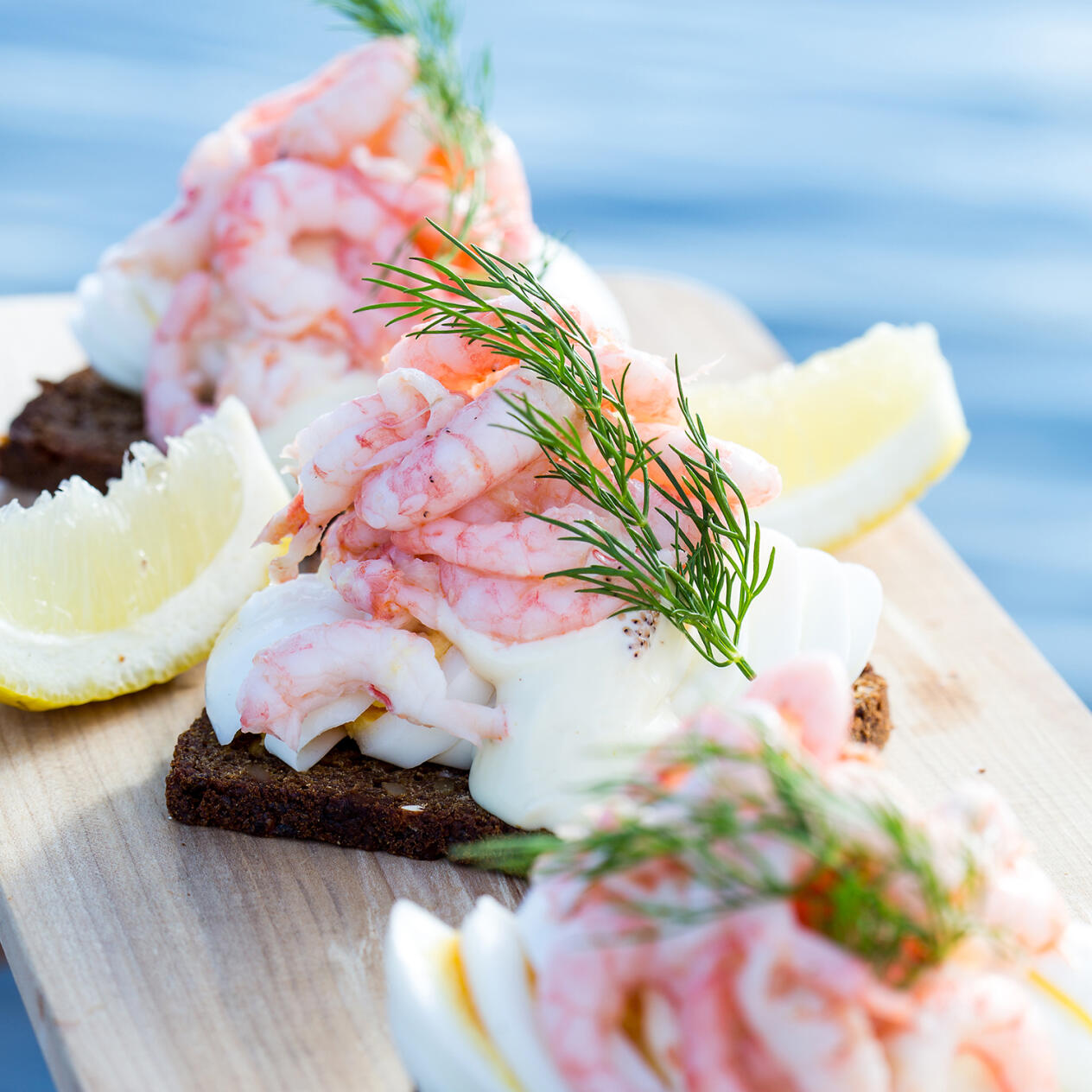 Smörrebröd med räkor