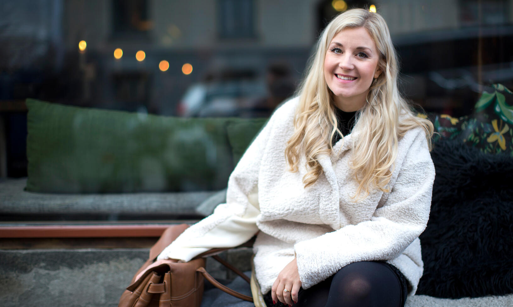 Melloaktuella Emmi Christensson: “Jag önskar att mamma fått se mig sjunga på tv”