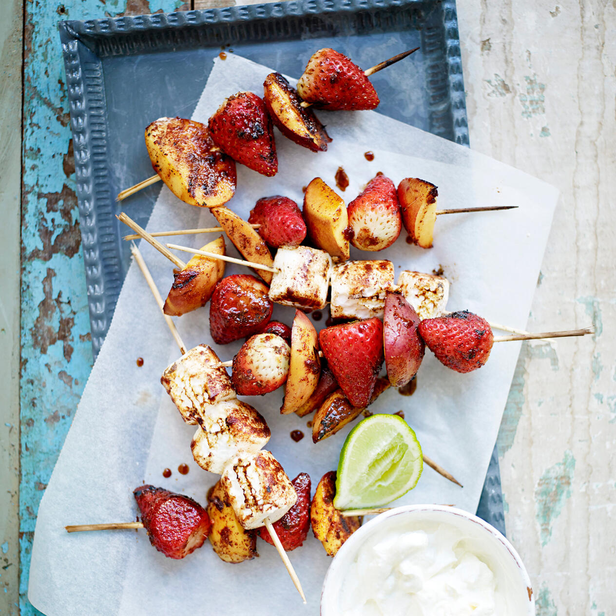 Grillade fruktspett