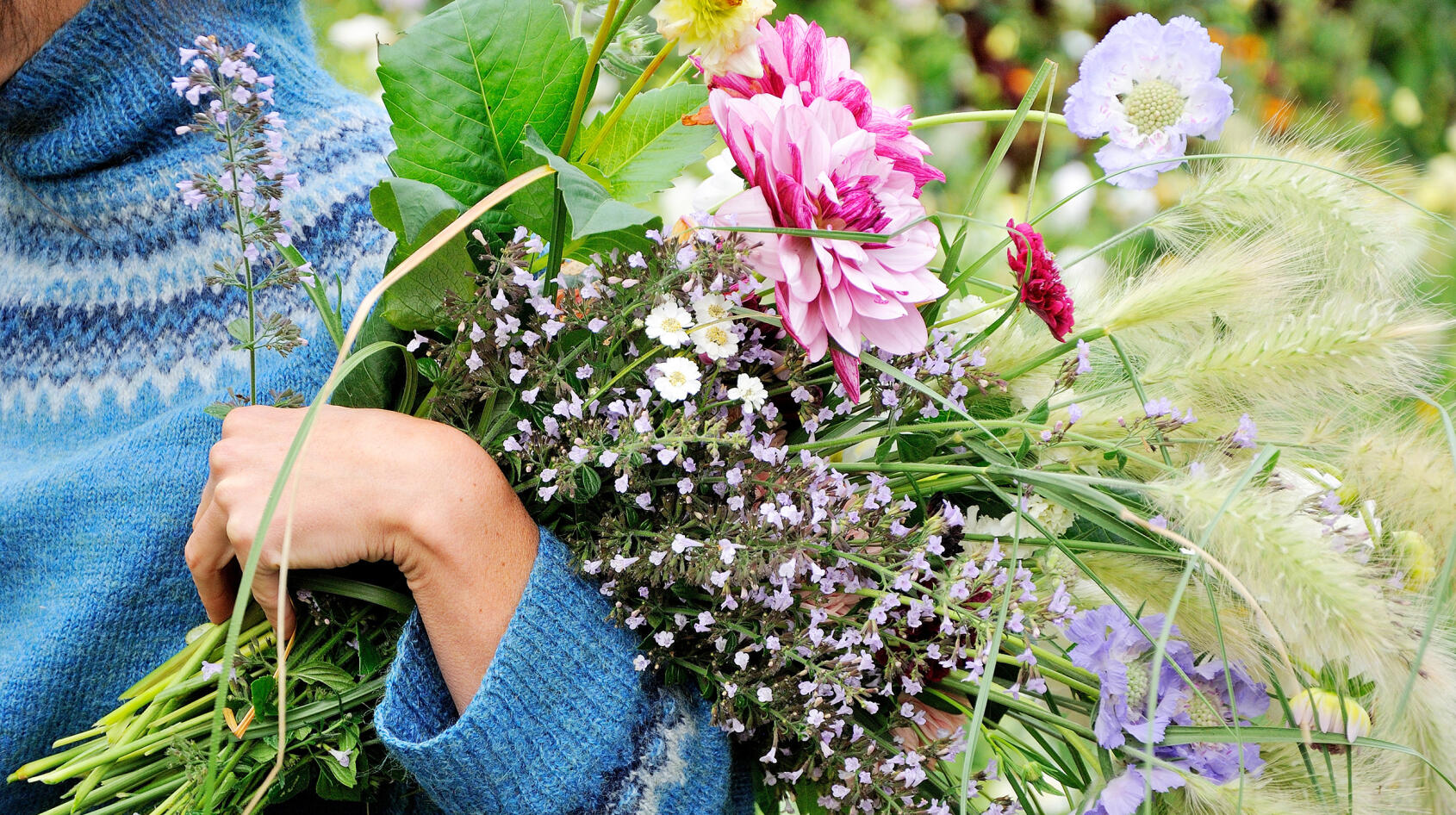 Ge plats för nya blommor i trädgården!
