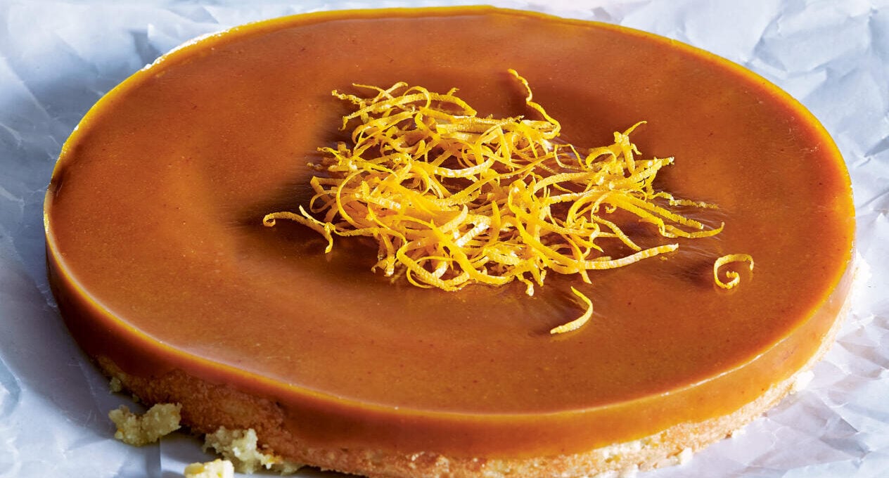 Apelsinkaka med saffranskola