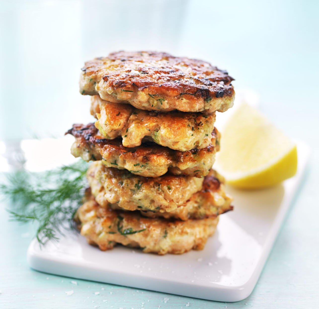 Laxbiffar med nudelsallad