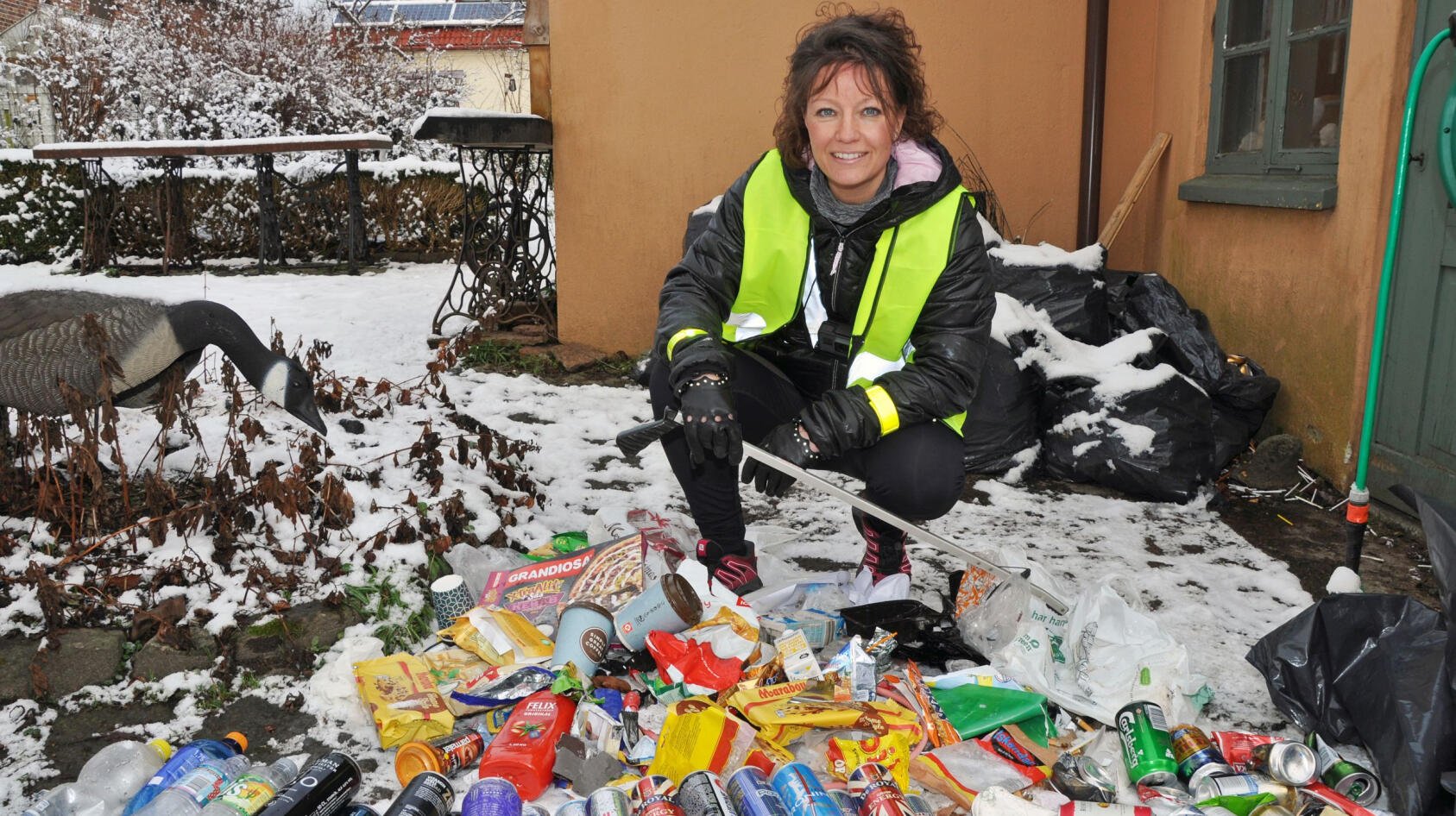 Ann-Jeanette är ”ploggaren” som håller Hörby rent