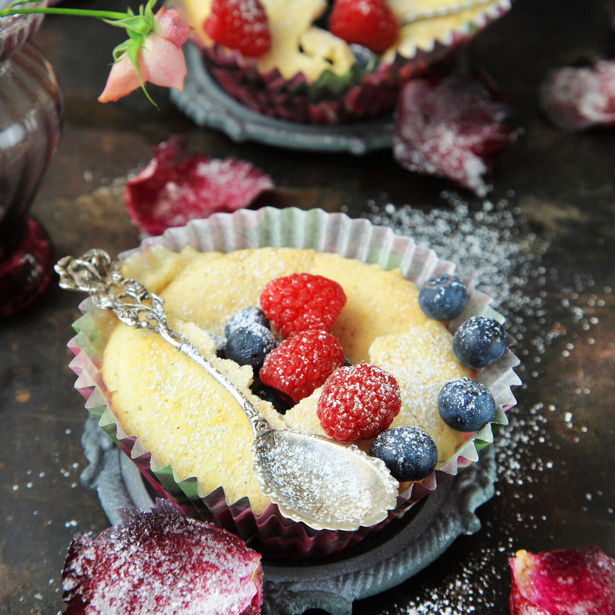 Vita kladdkaksmuffins med kokos