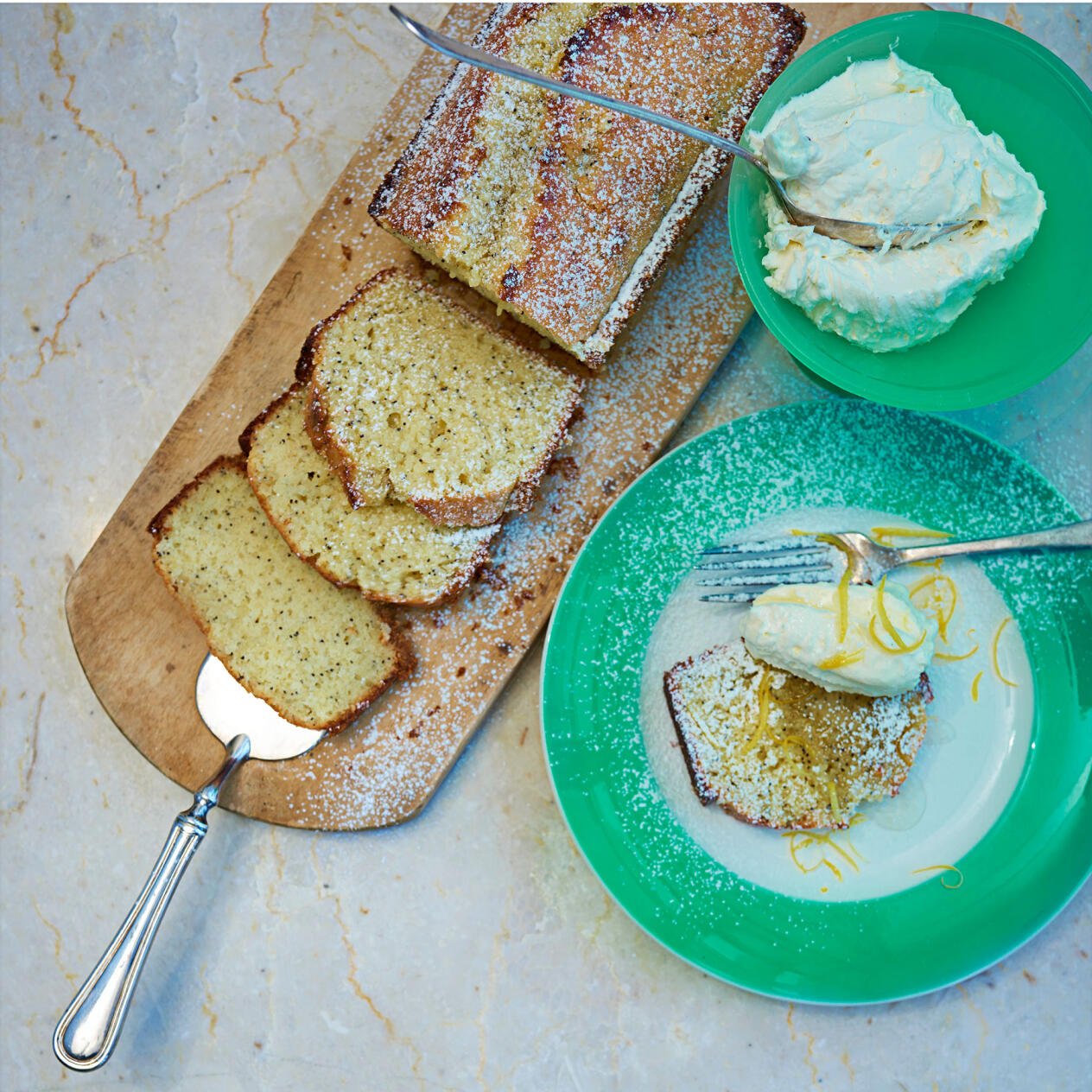 Lemon drizzel cake med mascarponekräm