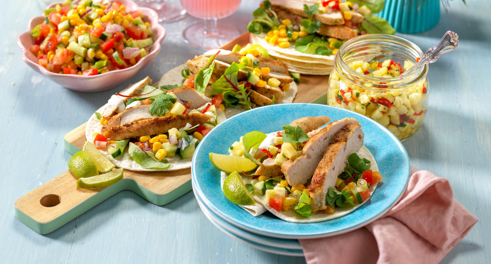 Kycklingtacos med två sorters salsa!
