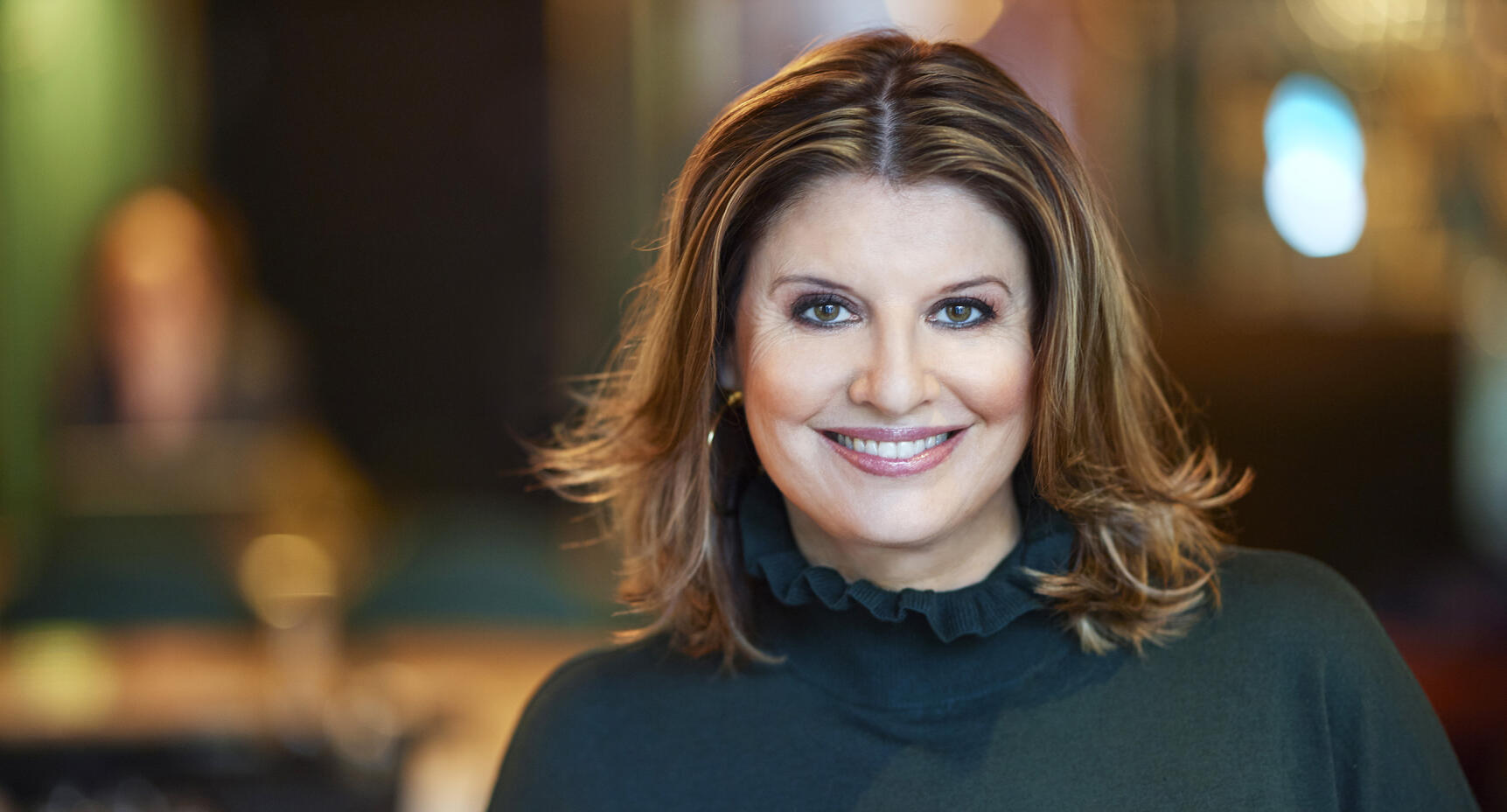 Simona Ahrnstedt är Sveriges romancedrottning!