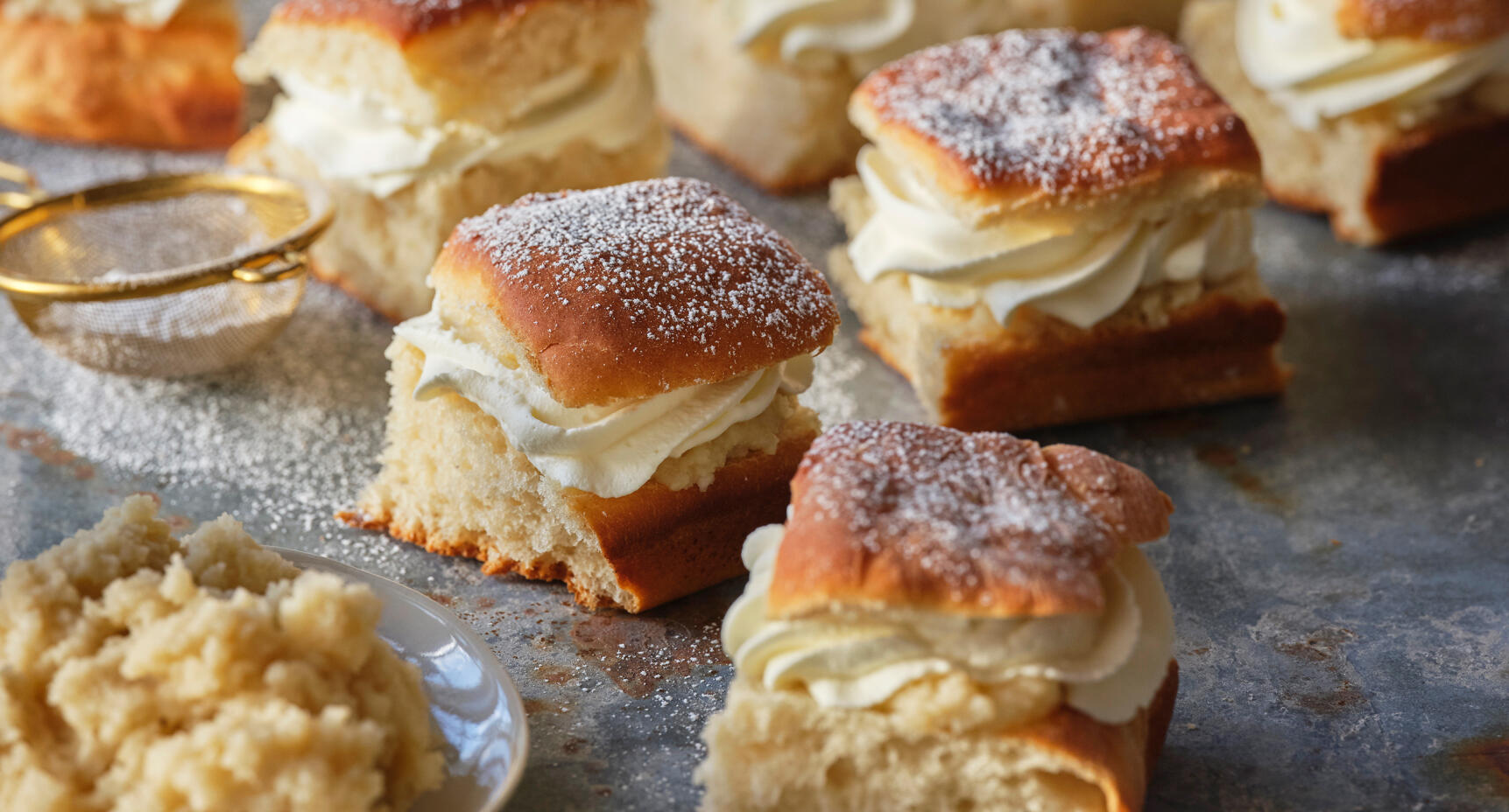 Semlor till många i långpanna!