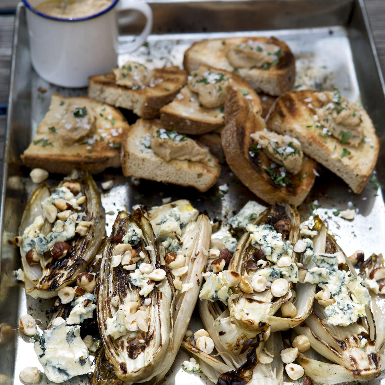 Grillade endiver med ädelost