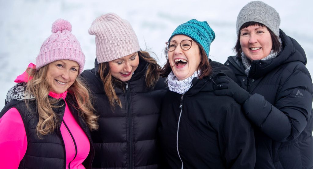 Trogen vänskap är väldigt fint. Här är Helena, Anette, Maria och Karin.