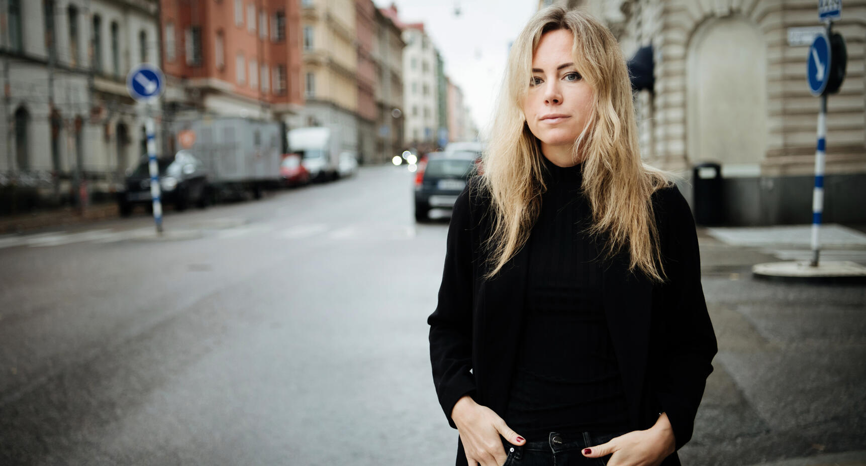 Carolina Neurath om familjens hemlighet: ”De berättade när jag fyllde 18”