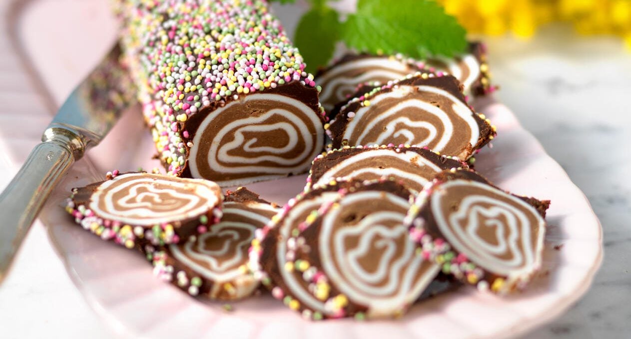 Påskrulle med marsipan och nougat