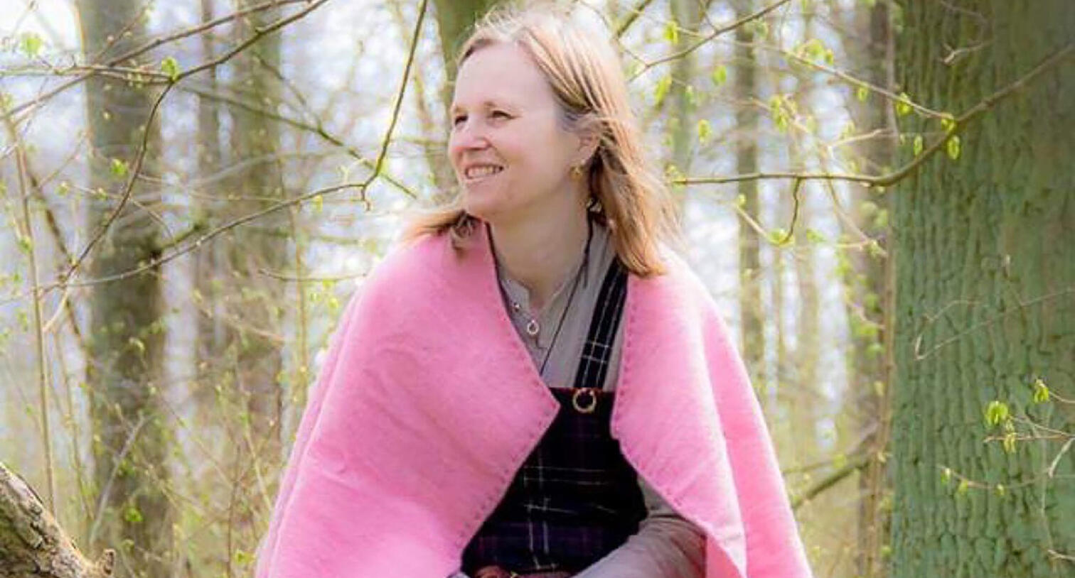 Carina slipper pollenallergin med ett piller: “Jag var less på att inte kunna leva som jag ville”