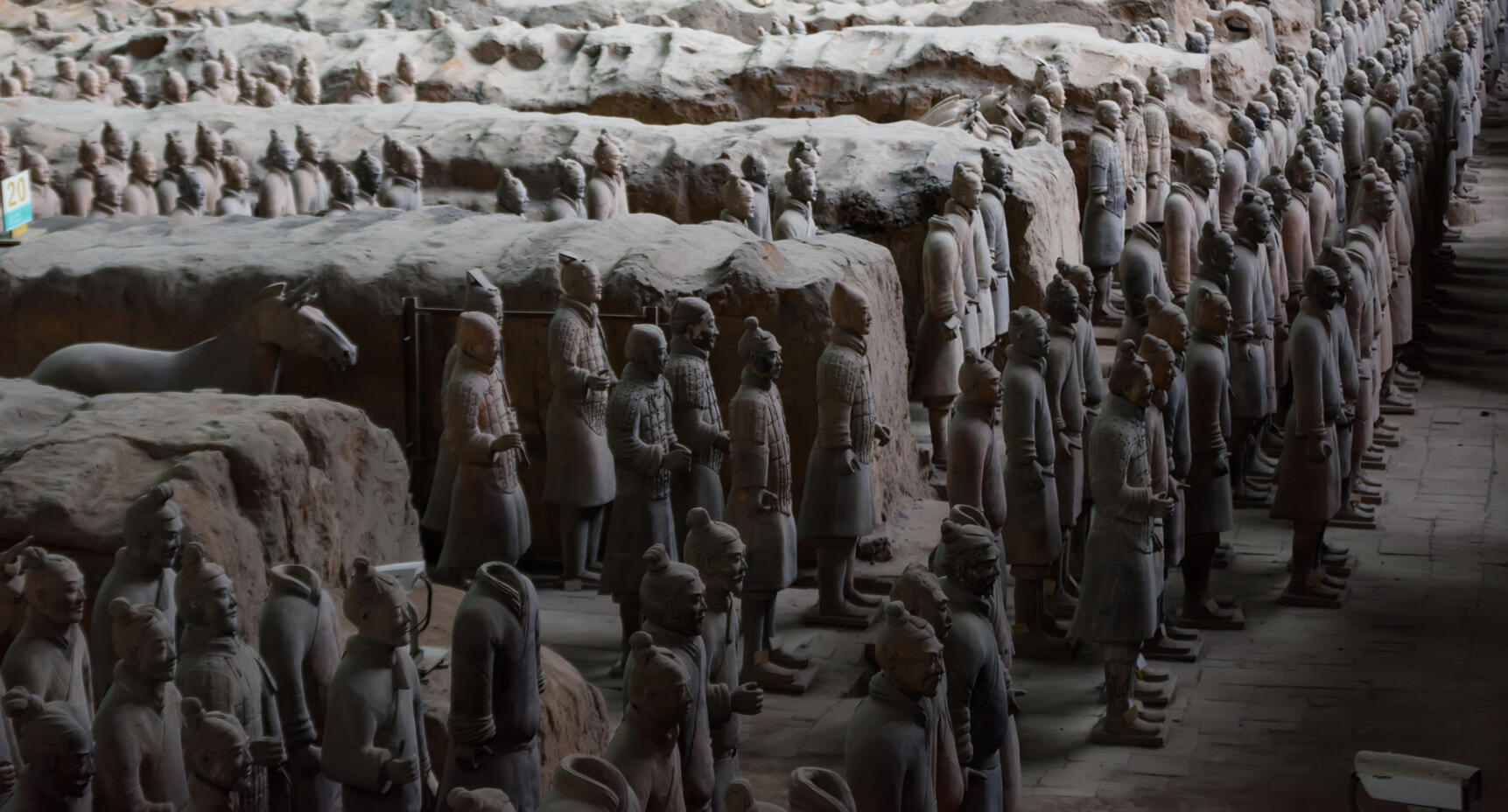 Terracottaarmén upptäcktes av en slump – ingen kände till jättemonumentet