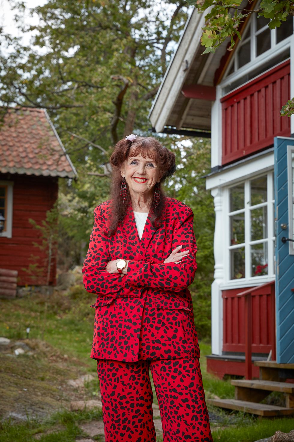 Elisabet Höglund skrev bok om sin syster