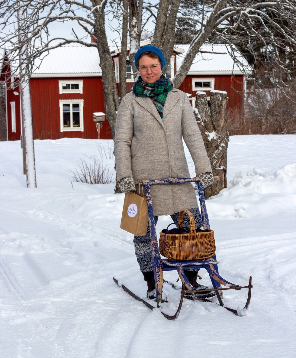 Sofia är hemfrisör i glesbygden!