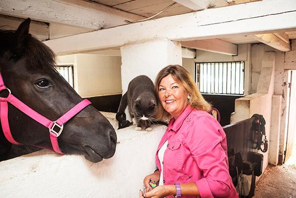 Efter hjärtinfarkten gör kattexperten Susanne bara saker hon mår bra av